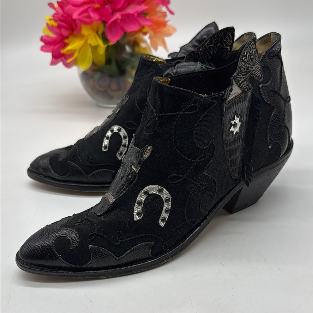 Zalo Black Ankle Booties with Silver Buckle Size 7.5 BAB7876K